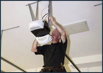 Garage Doors Store Repairs Columbus, OH 614-368-9786 - cont-gdr-door-opener-08m